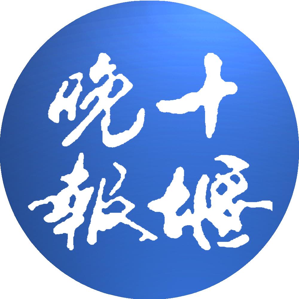 DƬ